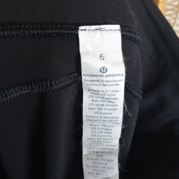 Lululemon Cropped Leggings with mesh details Sz 6 - Picture 5 of 9